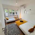 The Crespo House - 2F - Rooms & Stays