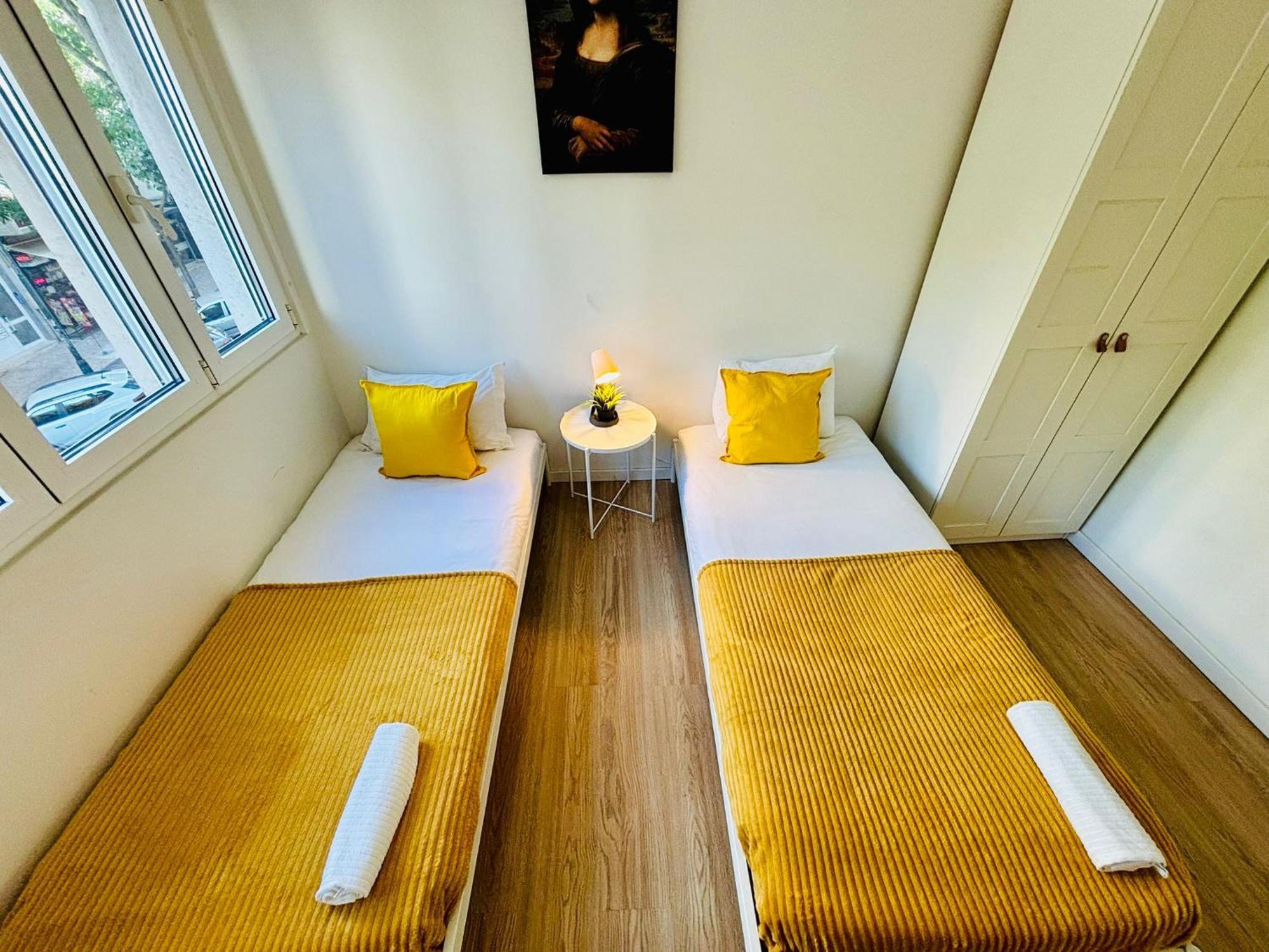 The Crespo House - 2F - Rooms & Stays * Lisbon